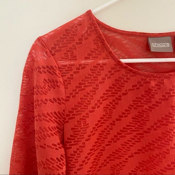 Chico’s size 0 = Small blouse 3/4 sleeve asymmetrical hem crew neck - Picture 2 of 6